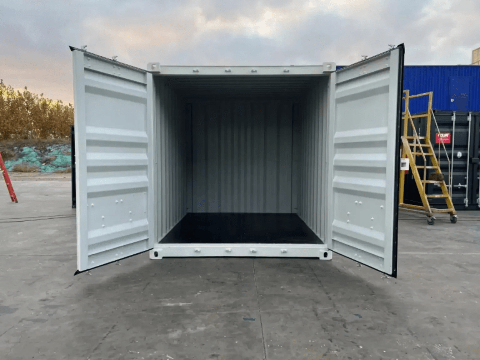 10ft High Cube White Shipping Container — One Trip